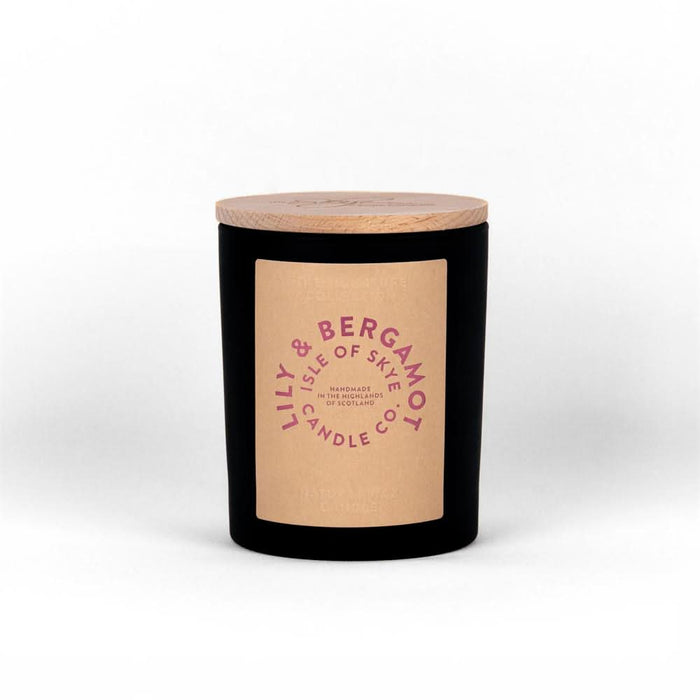 Isle of Skye Lily & Bergamot Black Candle